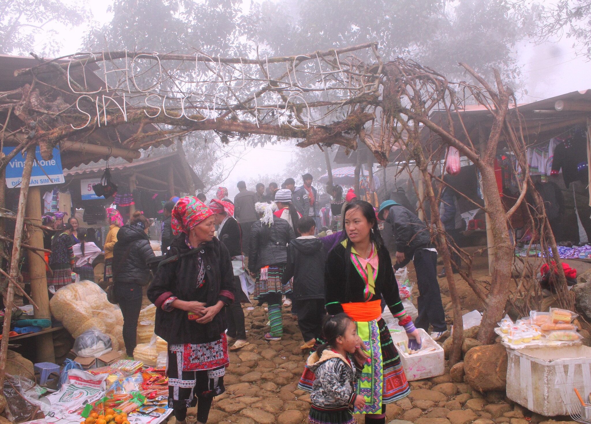 Horn Market in Lai Chau Over 12 Slopes